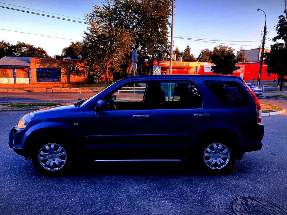 Продам або ОБМІНЯЮ Honda CR-V 2.2 ICTDI
2006 рік авто повністю