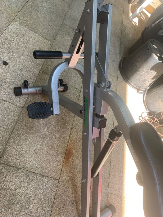 Máquina de ginástica Mexe o corpo todo