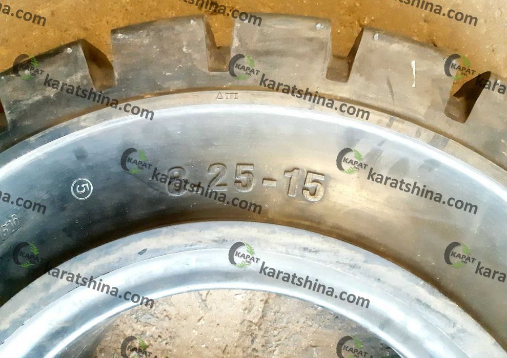 Шини суцільні 8.25-15 (240-381) Китай.