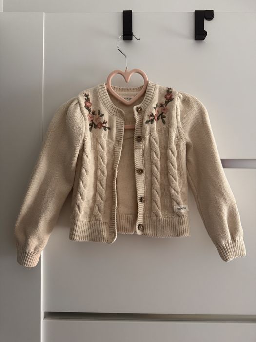 Beżowy sweter z kwiatkami Newbie 86/92