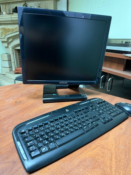 Комп'ютер! Monitor SyncMaster 971P + Пк Vento A6 Asus chassis