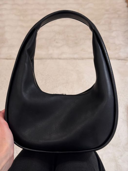 Сумка Mango з еко-шкіри чорна (б/в)