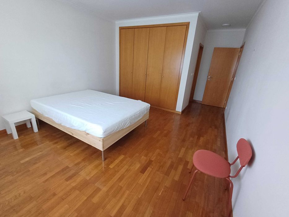 Arrendo T3 Braga (Santa Tecla), mobilado/equipado