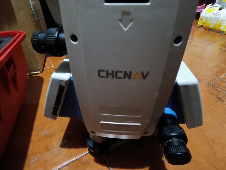 Estação Total CHCNAV CTS-112R4 – Como Nova / Estado Imaculado