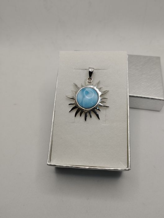 Srebrny wisiorek, słoneczko, larimar, próba 925