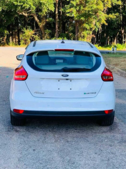 Ford Focus Electric      2016