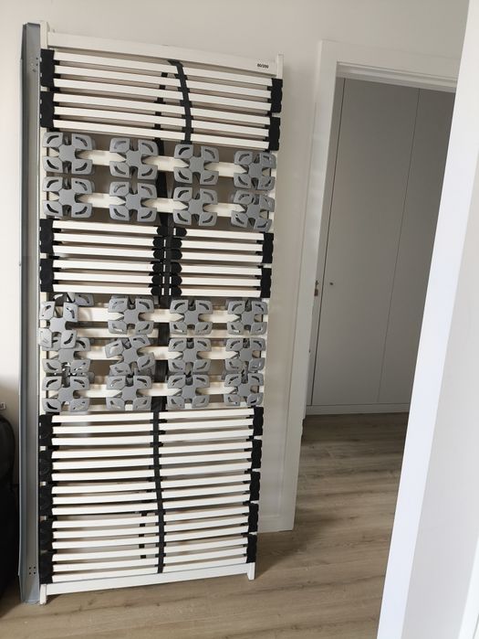 cama de casal Ikea Tarva
