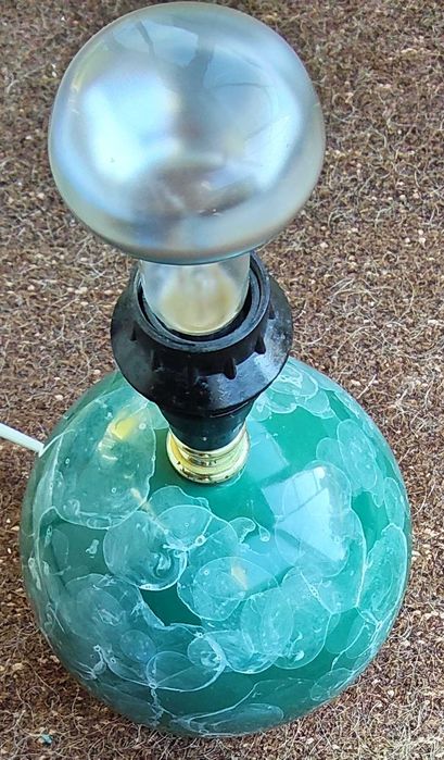 Candeeiro em louça tons verde