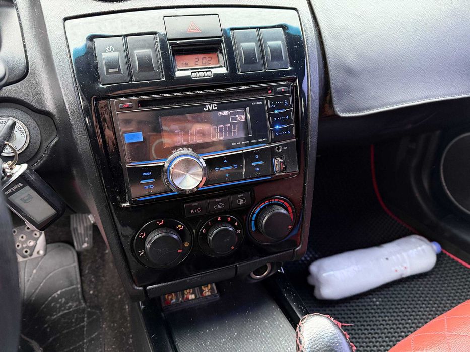 Avtorak Hyundai Tiburon