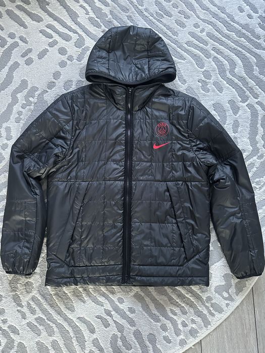 Демісезонна куртка Nike