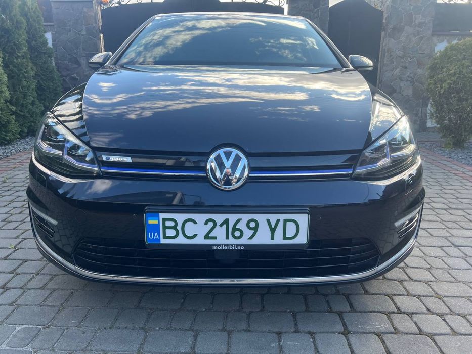 Volkswagen e-Golf електро 2018 36 квт