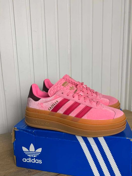 Używane trampki adidas gazelle bold welurowe 36 2/3 różowe