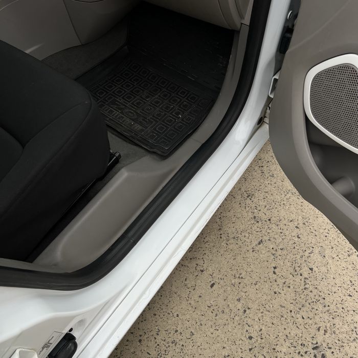 Renault zoe 41 kwt 2019. Запас ходу 300км