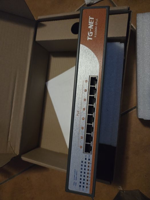 Switch gigabit poe zarzadzalny tg-net P3008M-8Poe 150w