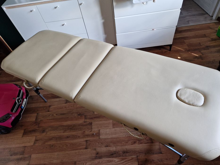 Aluminiowy stół do masażu