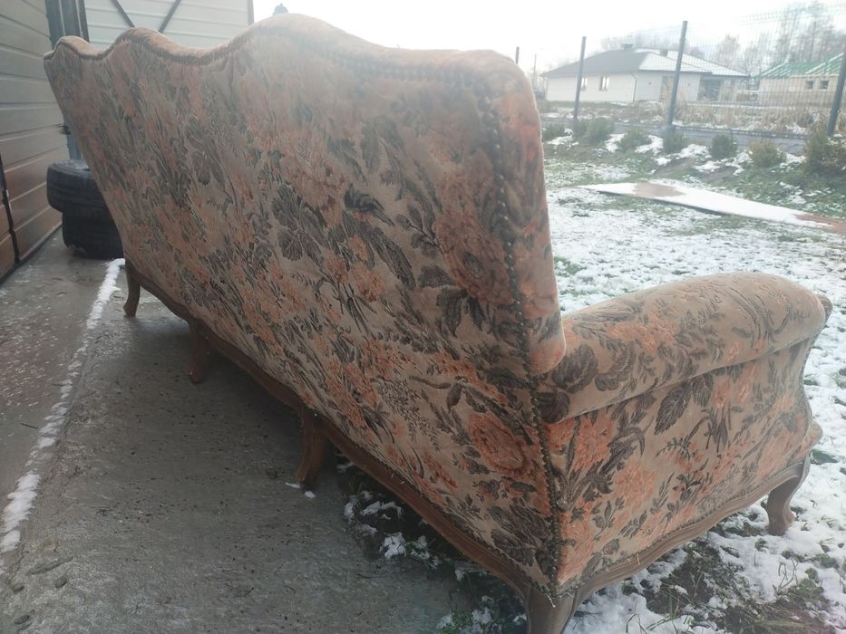 Sofa i dwa fotele