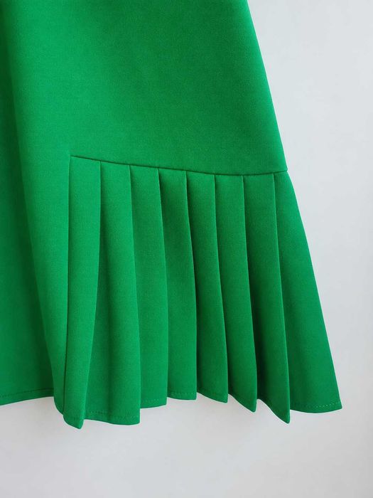 Blusa Verde Esmeralda Plissada - ZARA