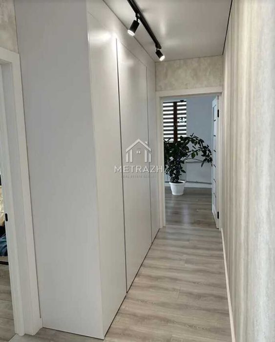 87118 Продам стильную  3 комнатную квартиру на Гагарина!