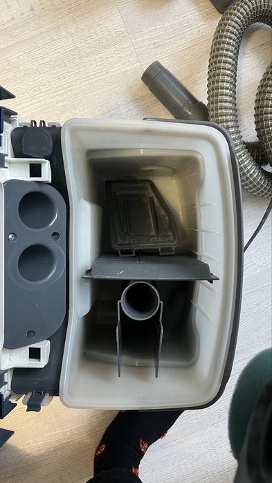 Пилосос Zelmer запчастини або під ремонт