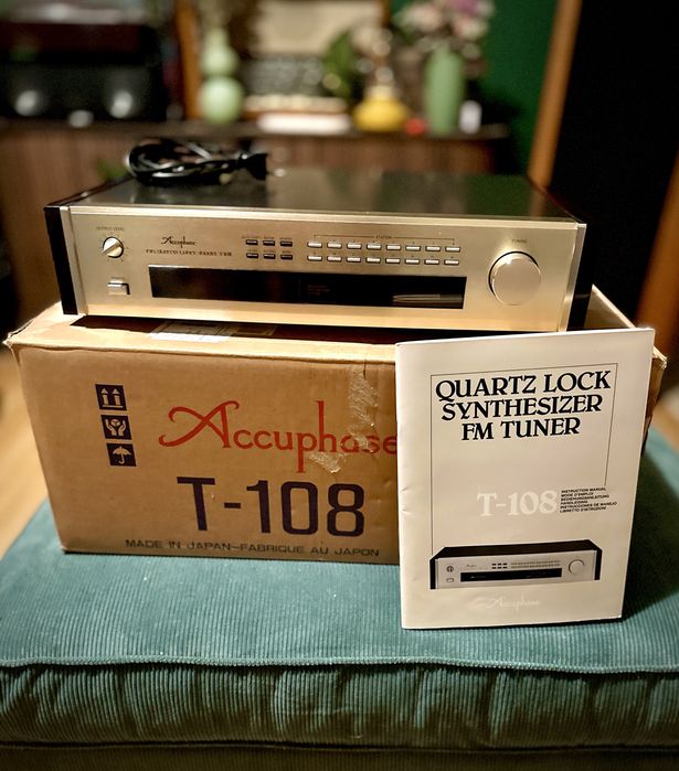 Accuphase T-108  (230V) + pilot + instrukcja + oryginalny karton
