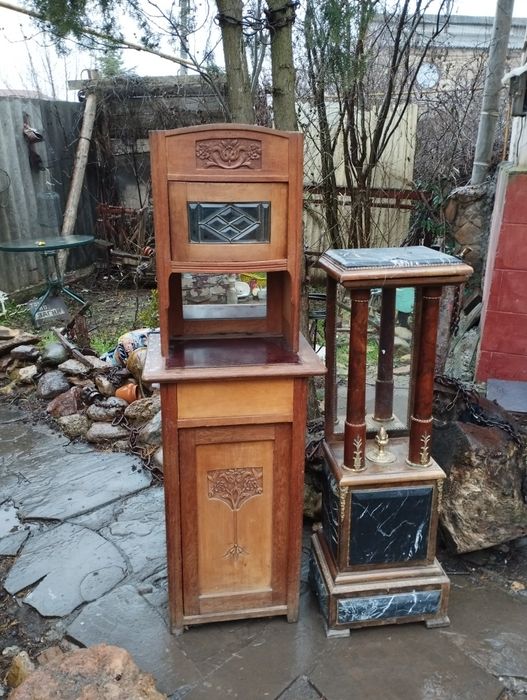 Продам.  Ст аринный под реставрацию