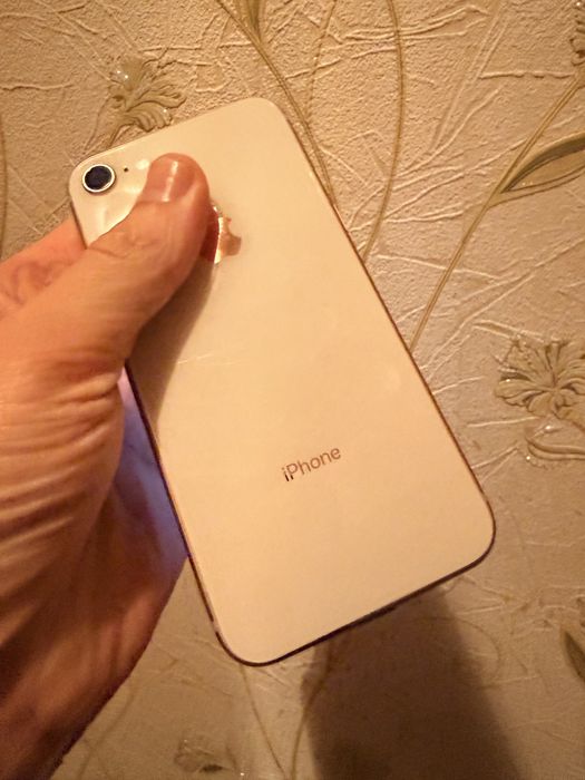 Iphone 8 256gb на запчастини