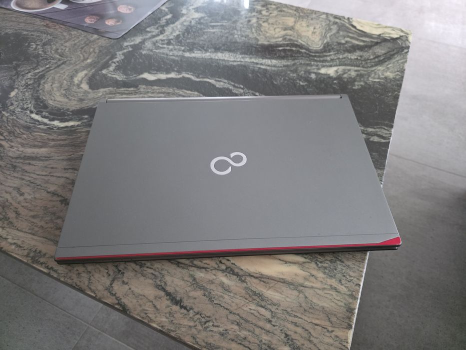 SPRZEDAM Laptop Fujitsu