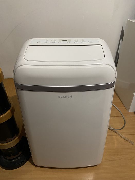 Ac de marca Becken disponível.