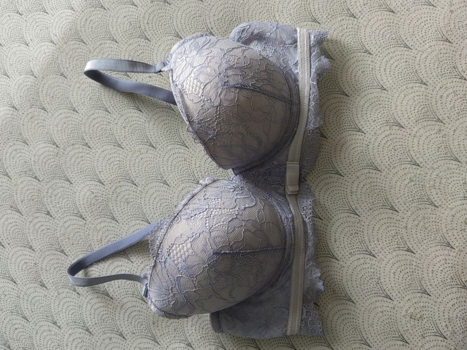 Biustonosz Esotiq 75 C