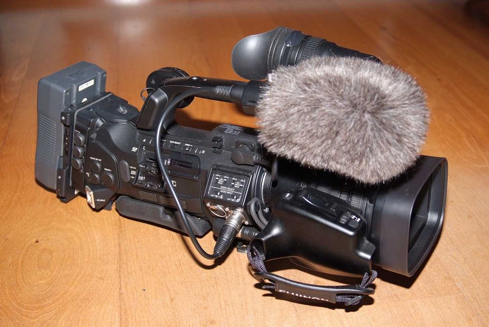 JVC GY-HM850RE Camera, Like New (100 Hours of Operation)63825533369729121