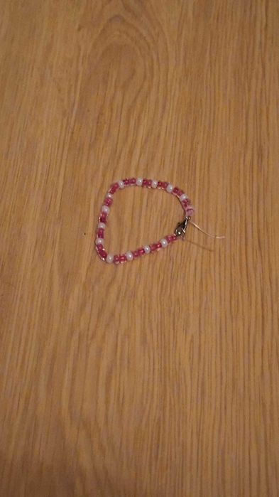 Pulseiras, Brincos e Colares com missangas