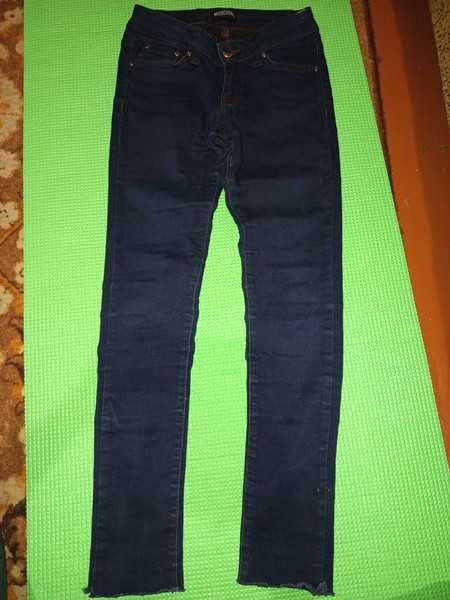 Пакет одягу на дівчину зріст 140см+/-