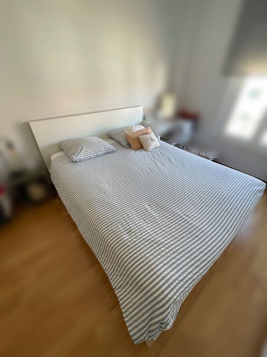 Cama MALM IKEA + estrado + Colchão