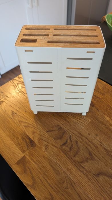 Stojak na noże kuchenne IKEA
