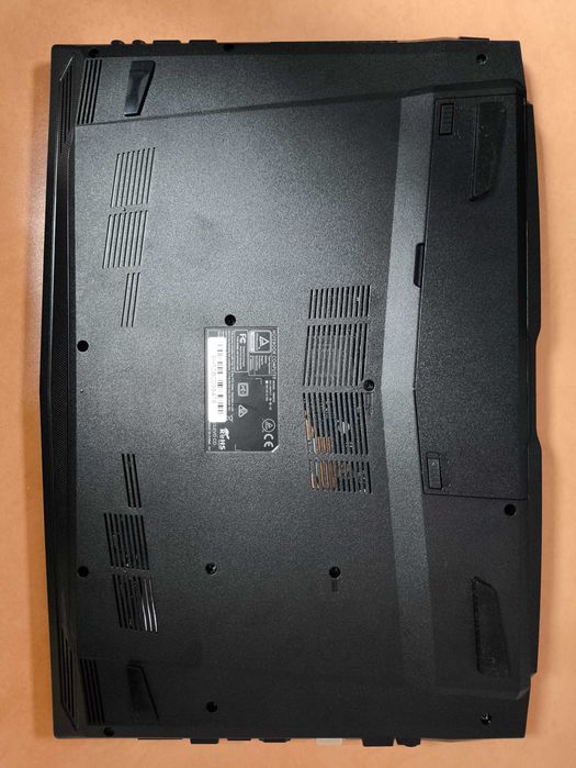 Недорогой производительный Clevo N850HZ i5-7300HQ 8/450Gb