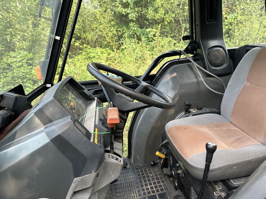 Японський трактор Mitsubishi MT335