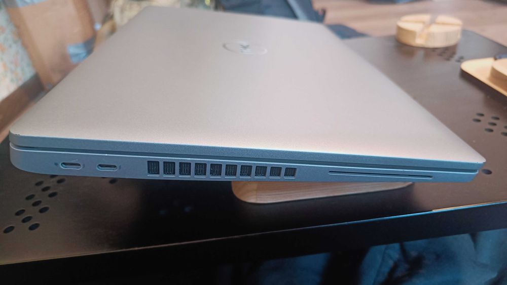 Ноутбук DELL Latitude 5520/15,6” FHD IPS/i5-1145G7/16GB/SSD 512