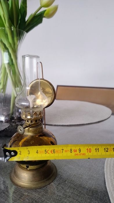 Mosiężna lampka naftowa