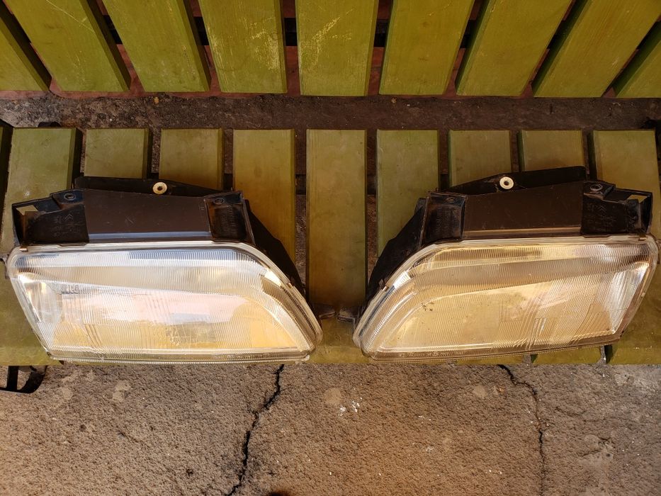 Фара Citroen Xantia