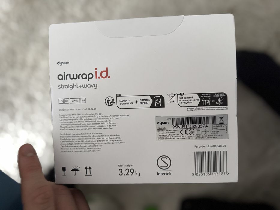 Dyson Airwrap i.d. Straight + Wavy