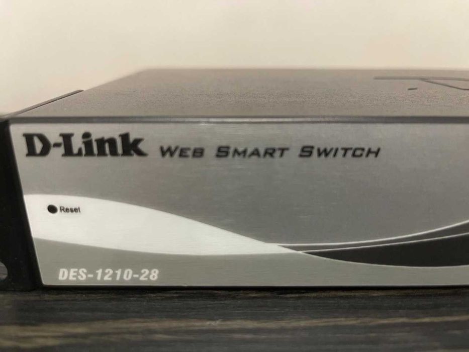 Коммутатор D-Link DES-1210-28