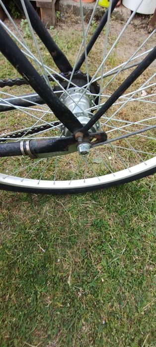 Rower damka czarna z koszykiem z bagażnikiem