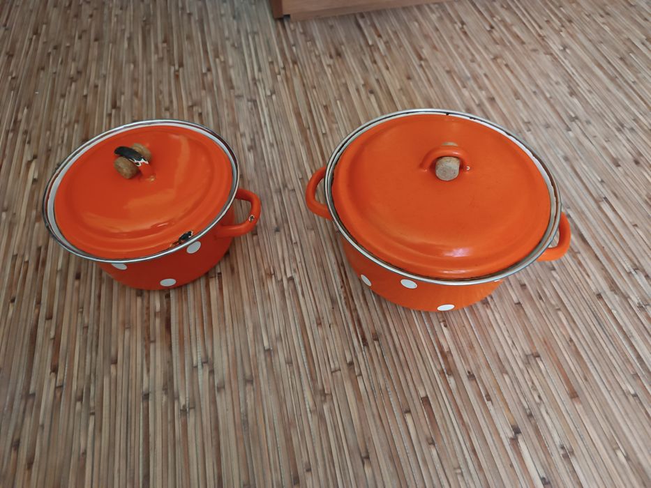 Набор кастрюль эмалированных советских