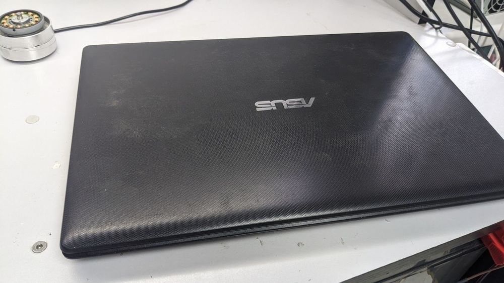 Продам ноутбук asus 15.6/n2830/4/500/2 часа акб