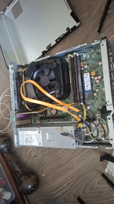 Hp elitedesk g4 16/512ssd 2tb hdd