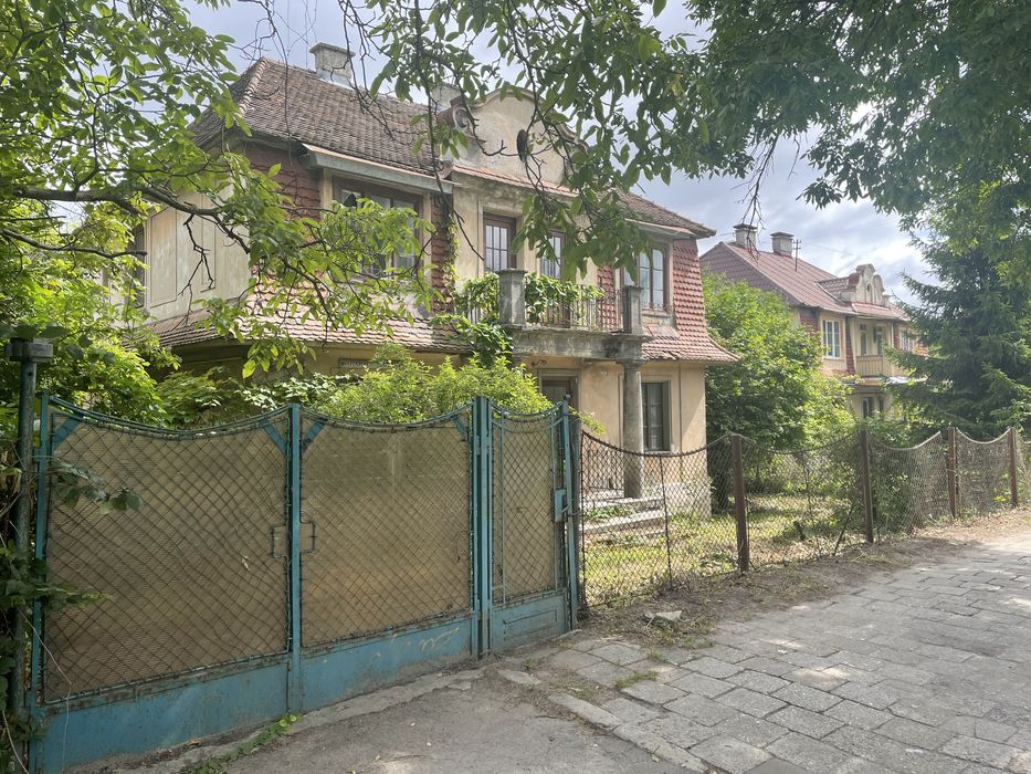 Продаж вілли в історичному районі