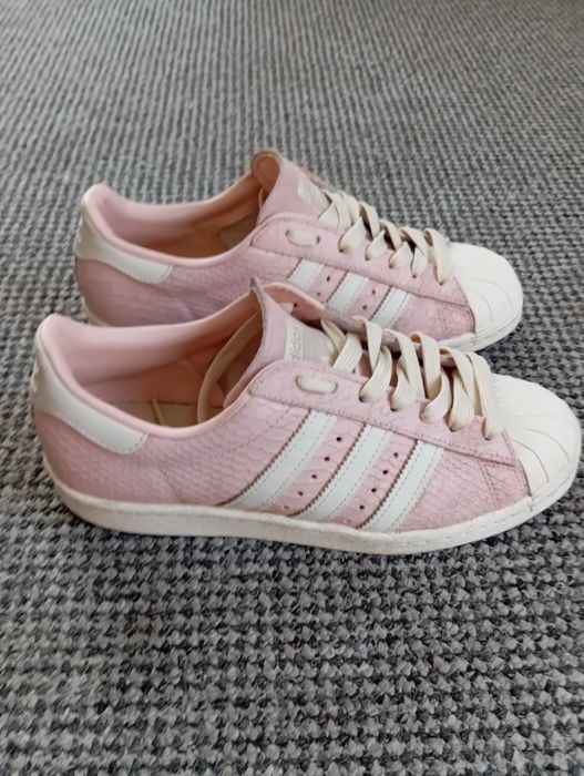 damskie sneakersy Adidas Originals Superstar 80s W w kolorze różowym r. 39,5