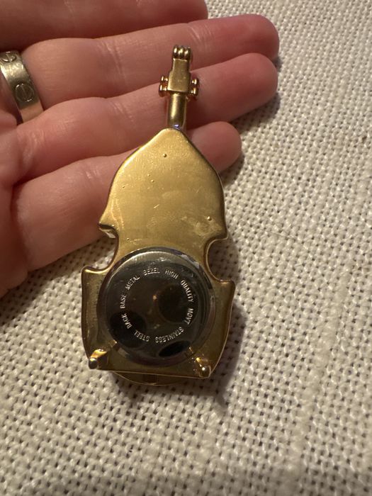 Часы кварцевые в виде гитаре rolex chanel