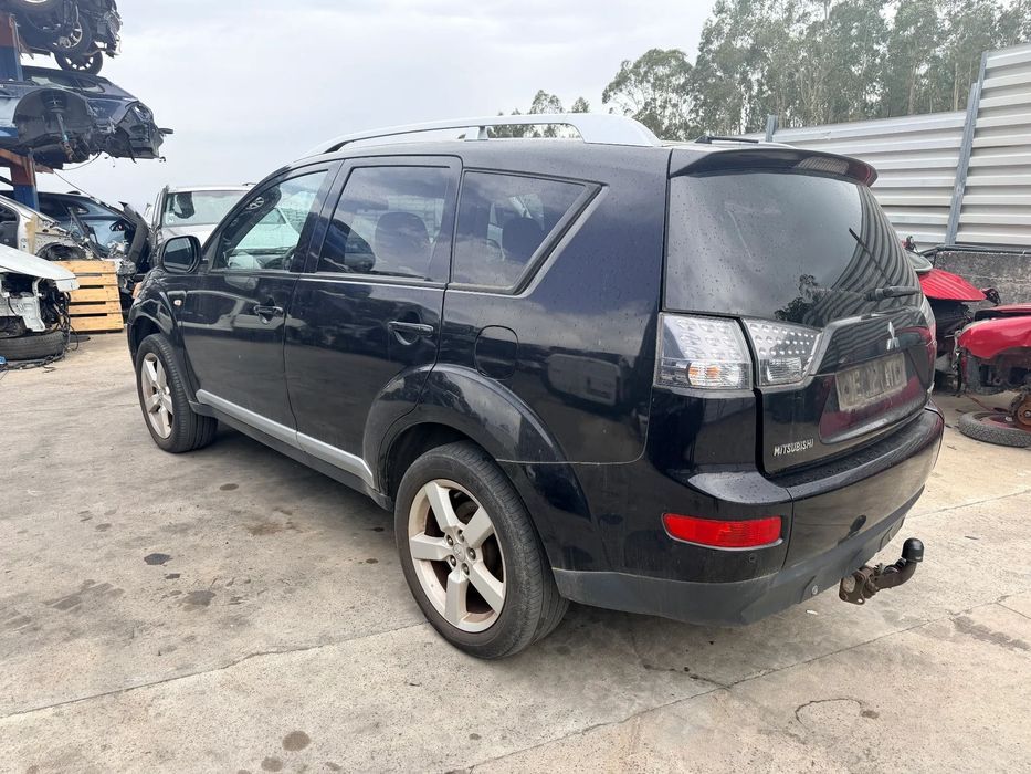 MITSUBISHI OUTLANDER 2.0 DID DE 2009 EM FIM DE VIDA (CENTRO DE ABATE)