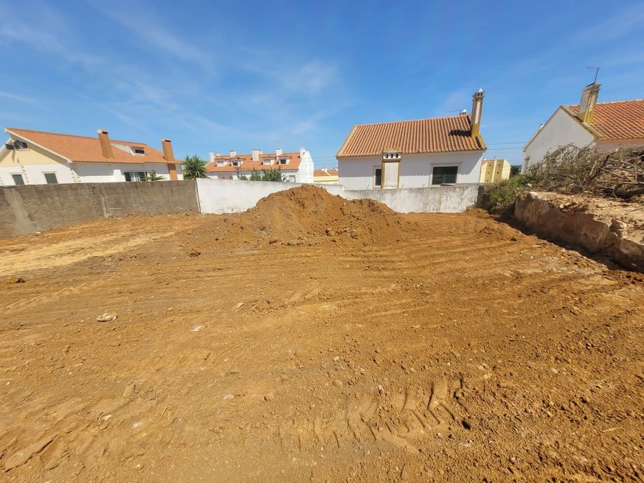 Obras - Terraplanagens / Obras Públicas / Particulares